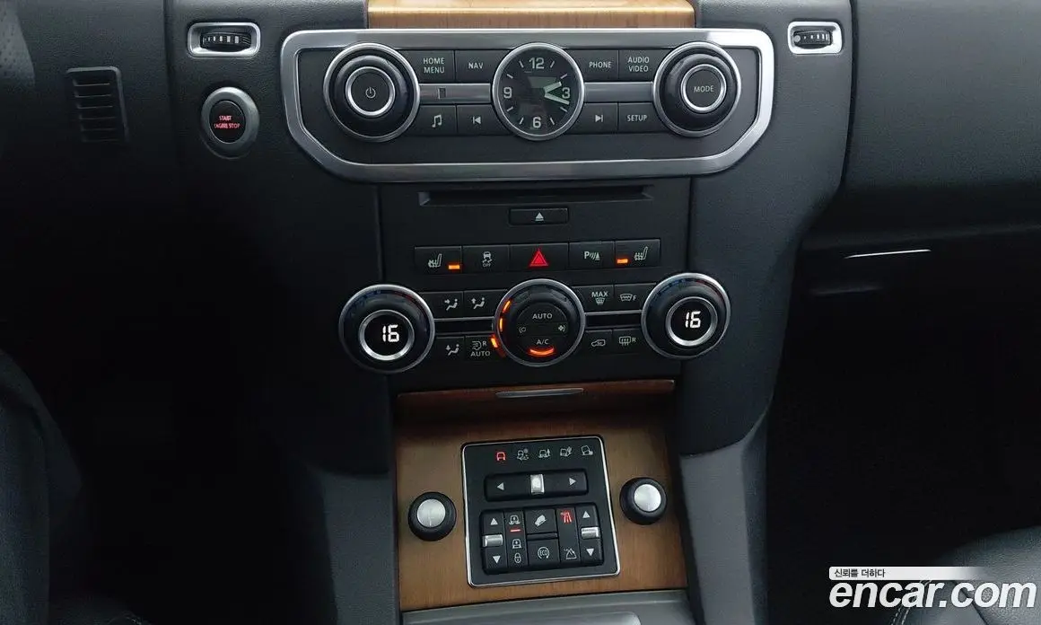 Land Rover Discovery 2015 3.0 автомат (гидро), фото 9