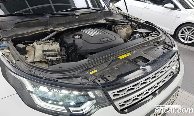 Land Rover Discovery 2017 3.0 автомат (гидро), миниатюра 6