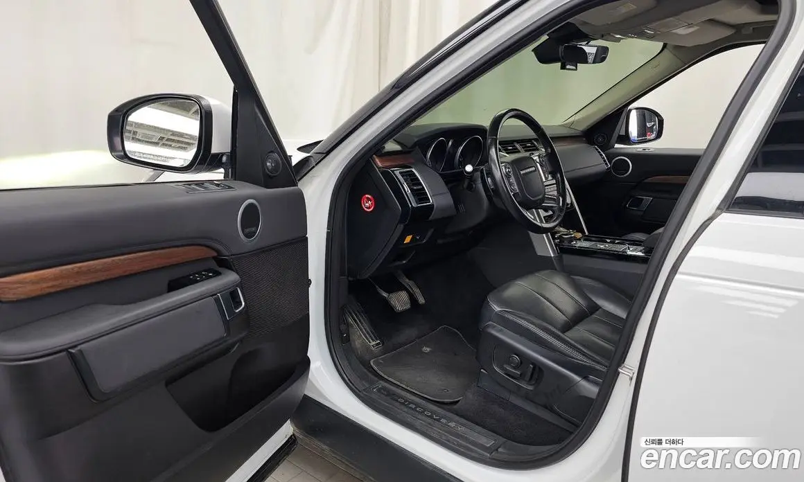 Land Rover Discovery 2017 3.0 автомат (гидро), фото 10