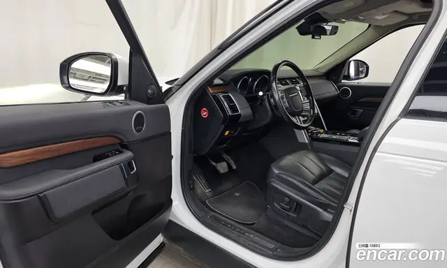 Land Rover Discovery 2017 3.0 автомат (гидро), миниатюра 10