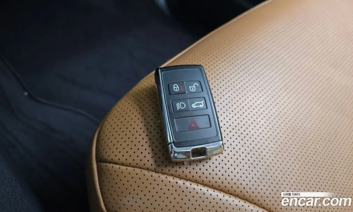 Land Rover Discovery 2020 3.0 автомат (гидро), фото 22