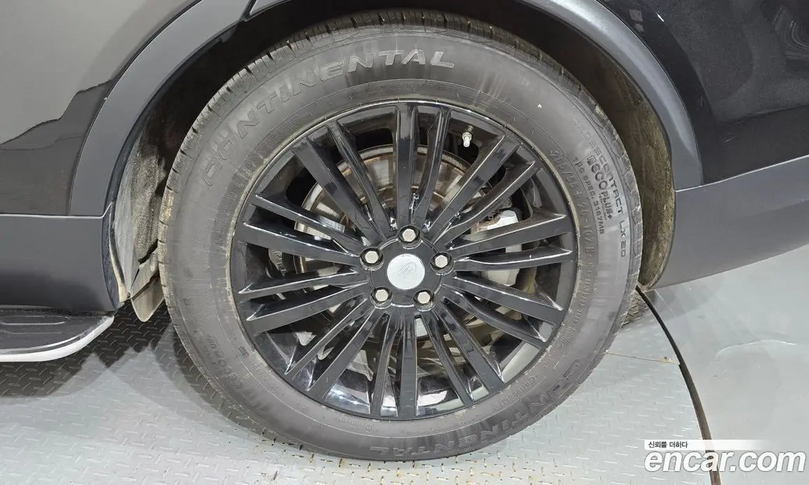 Land Rover Discovery 2020 3.0 автомат (гидро), фото 7