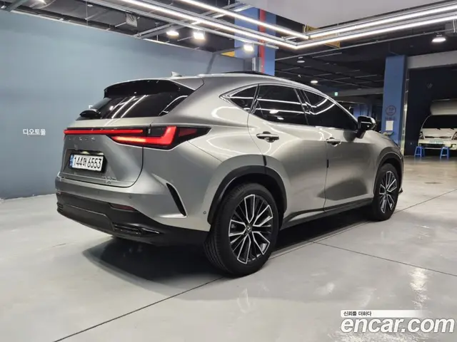 Lexus NX 2024 2.5 автомат (гидро), миниатюра 3 Lexus NX 2024 2.5 автомат (гидро), миниатюра 3