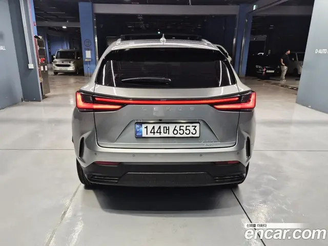 Lexus NX 2024 2.5 автомат (гидро), миниатюра 8 Lexus NX 2024 2.5 автомат (гидро), миниатюра 8