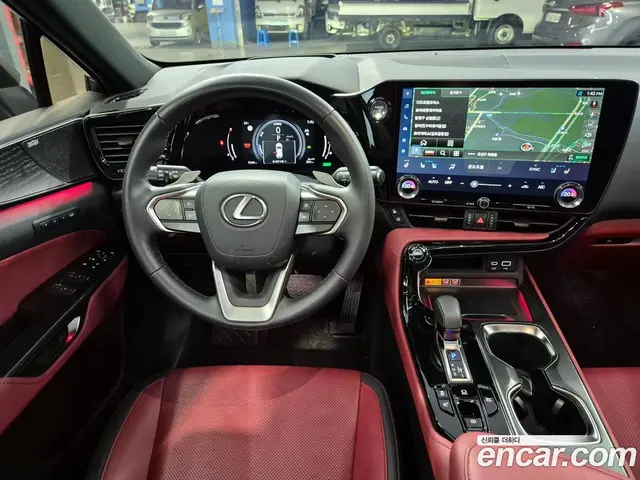Lexus NX 2024 2.5 автомат (гидро), миниатюра 10 Lexus NX 2024 2.5 автомат (гидро), миниатюра 10