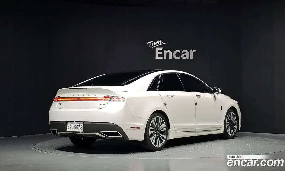 Lincoln MKZ 2019 2.0 автомат (гидро), фото 2 Lincoln MKZ 2019 2.0 автомат (гидро), фото 2