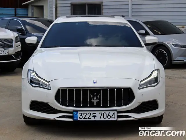 Maserati Quattroporte 2018 3.0 автомат (гидро), миниатюра 2 Maserati Quattroporte 2018 3.0 автомат (гидро), миниатюра 2