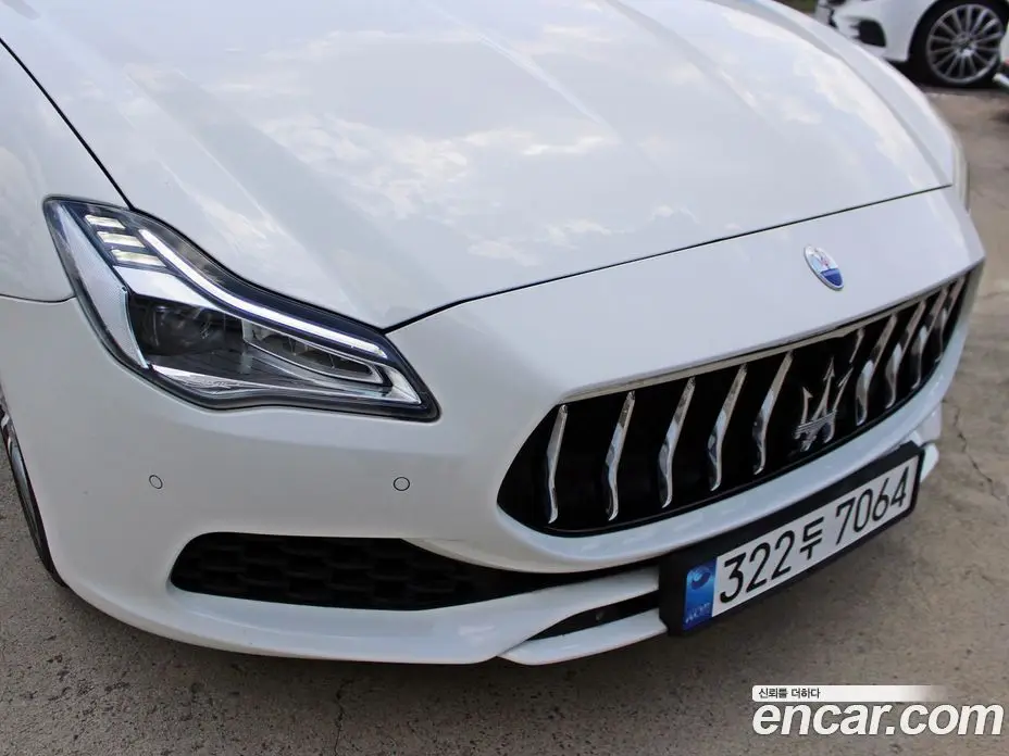 Maserati Quattroporte 2018 3.0 автомат (гидро), фото 5 Maserati Quattroporte 2018 3.0 автомат (гидро), фото 5