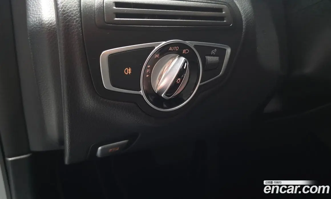 Mercedes-Benz C-Class 2016 2.0 автомат (гидро), фото 19