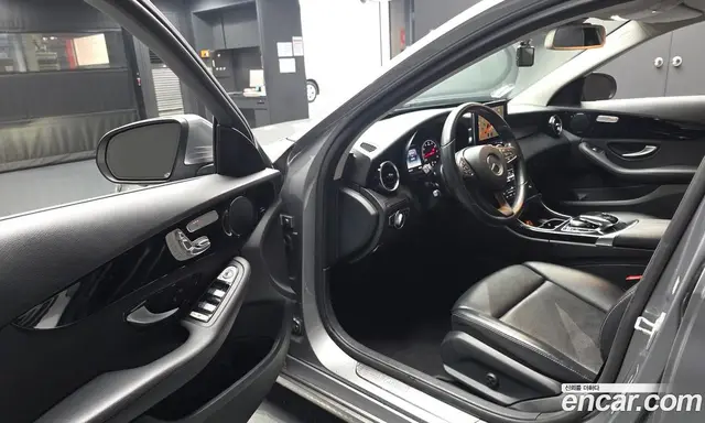 Mercedes-Benz C-Class 2016 2.0 автомат (гидро), миниатюра 10