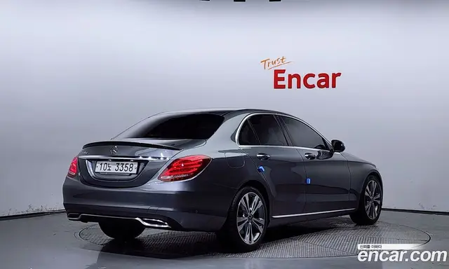 Mercedes-Benz C-Class 2018 2.1 автомат (гидро), миниатюра 2