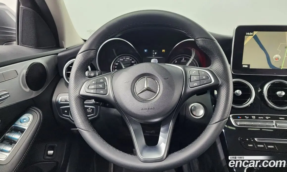 Mercedes-Benz C-Class 2018 2.1 автомат (гидро), фото 13