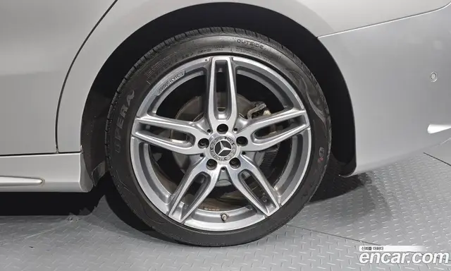 Mercedes-Benz CLA-Class 2018 2.0 автомат (гидро), миниатюра 7