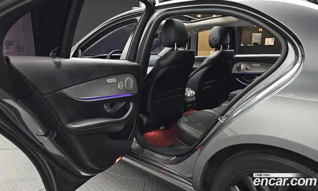 Mercedes-Benz E-Class 2016 2.0 автомат (гидро), миниатюра 12