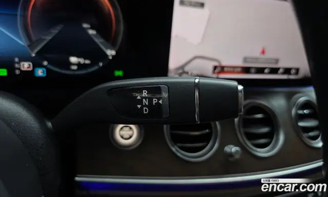 Mercedes-Benz E-Class 2021 2.0 автомат (гидро), миниатюра 12