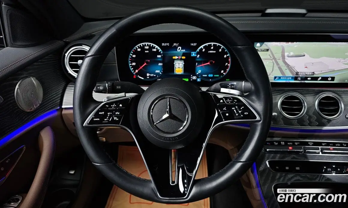 Mercedes-Benz E-Class 2022 2.0 автомат (гидро), фото 20
