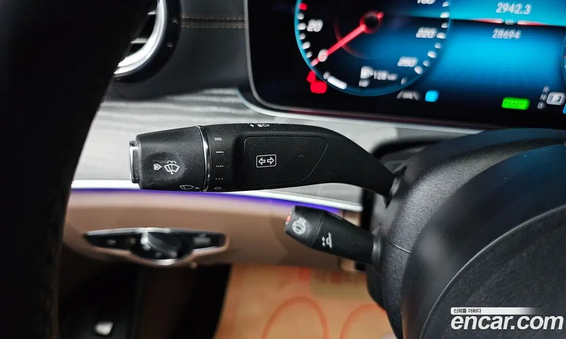 Mercedes-Benz E-Class 2022 2.0 автомат (гидро), фото 25