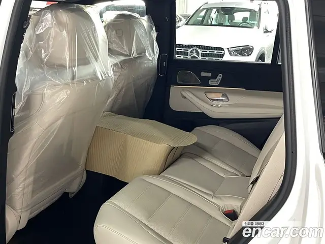 Mercedes-Benz GLS-Class 2026 3.0 автомат (гидро), миниатюра 11
