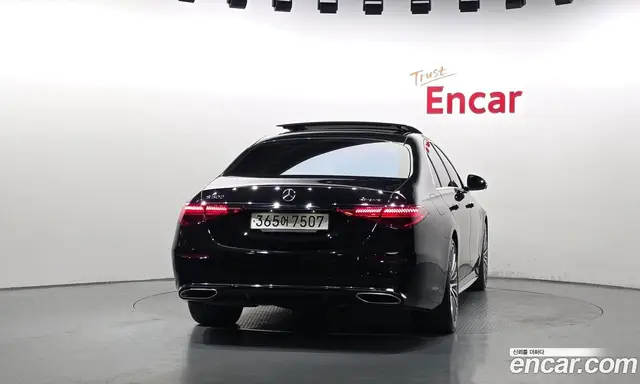Mercedes-Benz S-Class 2023 3.0 автомат (гидро), миниатюра 4