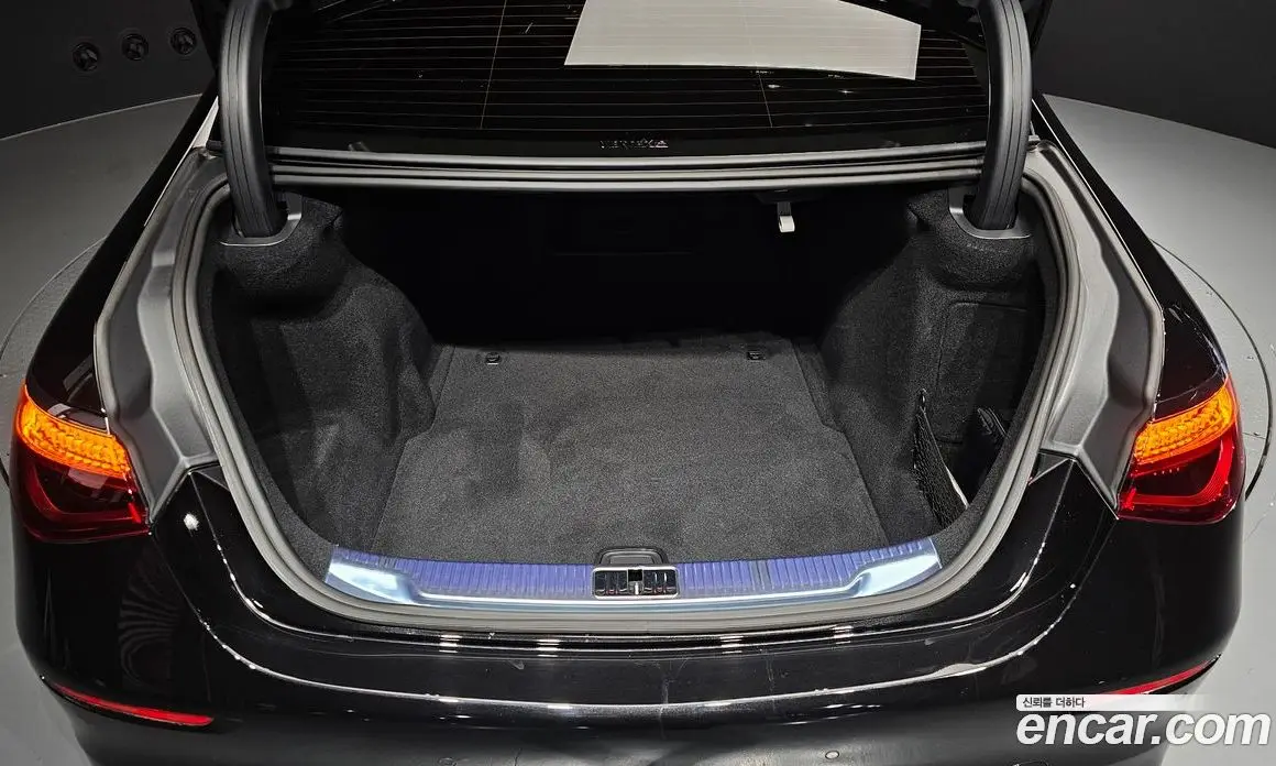 Mercedes-Benz S-Class 2025 3.0 автомат (гидро), фото 37