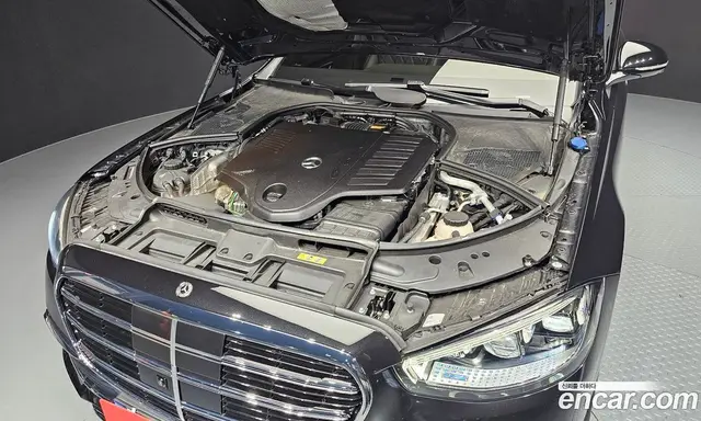 Mercedes-Benz S-Class 2025 3.0 автомат (гидро), миниатюра 6