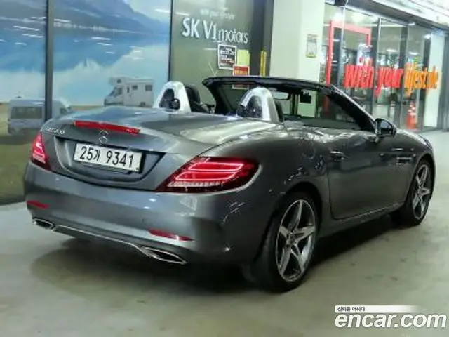 Mercedes-Benz SLC-Class 2017 2.0 автомат (гидро), миниатюра 9