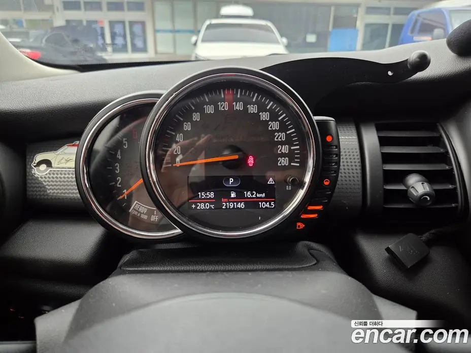 Mini Cooper 2015 1.5 автомат (гидро), фото 11