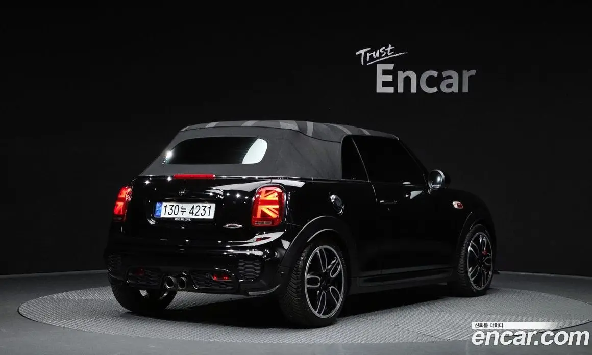 Mini Cooper Convertible 2019 2.0 автомат (гидро), фото 2 Mini Cooper Convertible 2019 2.0 автомат (гидро), фото 2