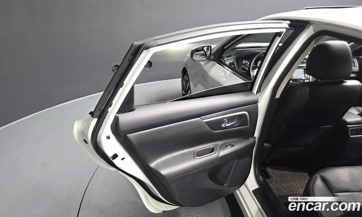 Nissan Altima 2018 2.5 автомат (гидро), фото 15 Nissan Altima 2018 2.5 автомат (гидро), фото 15