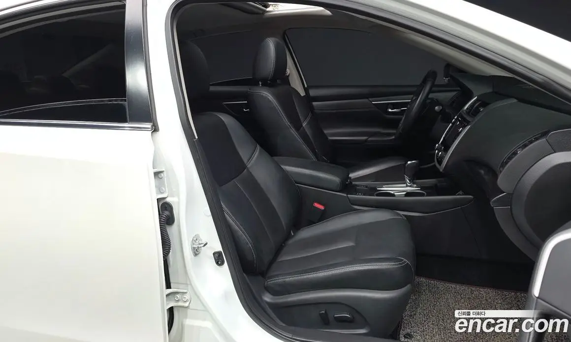 Nissan Altima 2018 2.5 автомат (гидро), фото 18 Nissan Altima 2018 2.5 автомат (гидро), фото 18