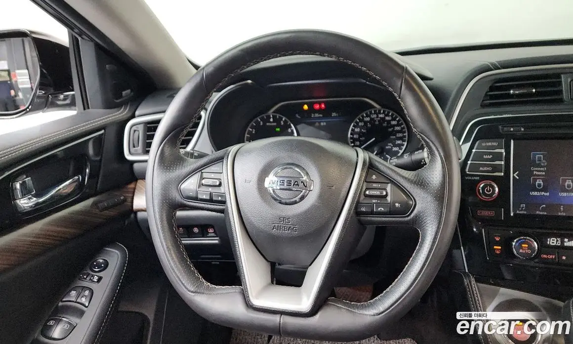 Nissan Maxima 2017 3.5 автомат (гидро), фото 12 Nissan Maxima 2017 3.5 автомат (гидро), фото 12