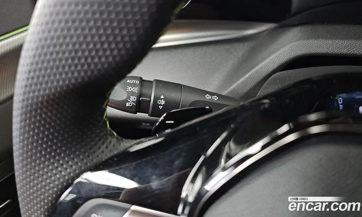 Peugeot 408 2025 1.2 автомат (гидро), фото 27 Peugeot 408 2025 1.2 автомат (гидро), фото 27