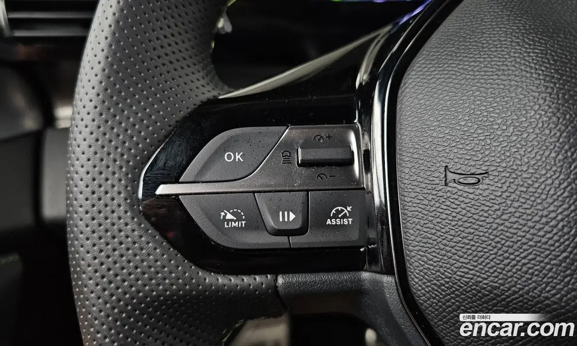 Peugeot 408 2025 1.2 автомат (гидро), фото 29 Peugeot 408 2025 1.2 автомат (гидро), фото 29
