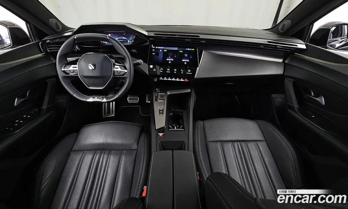 Peugeot 408 2025 1.2 автомат (гидро), фото 10 Peugeot 408 2025 1.2 автомат (гидро), фото 10