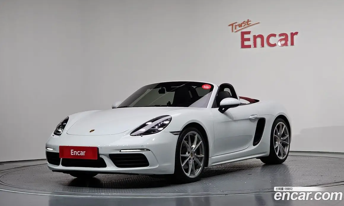 Porsche 718 2019 2.0 автомат (гидро), фото 1 Porsche 718 2019 2.0 автомат (гидро), фото 1