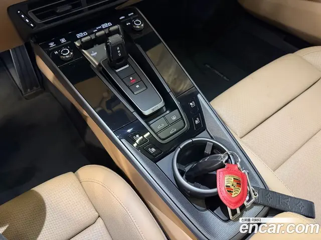 Porsche 911 2020 3.0 автомат (гидро), миниатюра 11