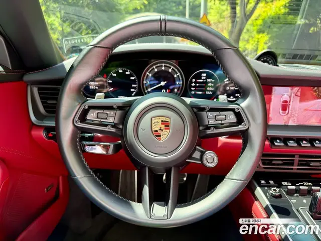 Porsche 911 2021 3.0 автомат (гидро), миниатюра 10