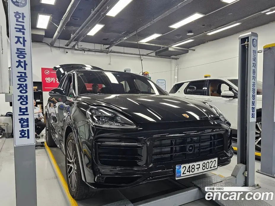 Porsche Cayenne 2022 3.0 автомат (гидро), фото 3