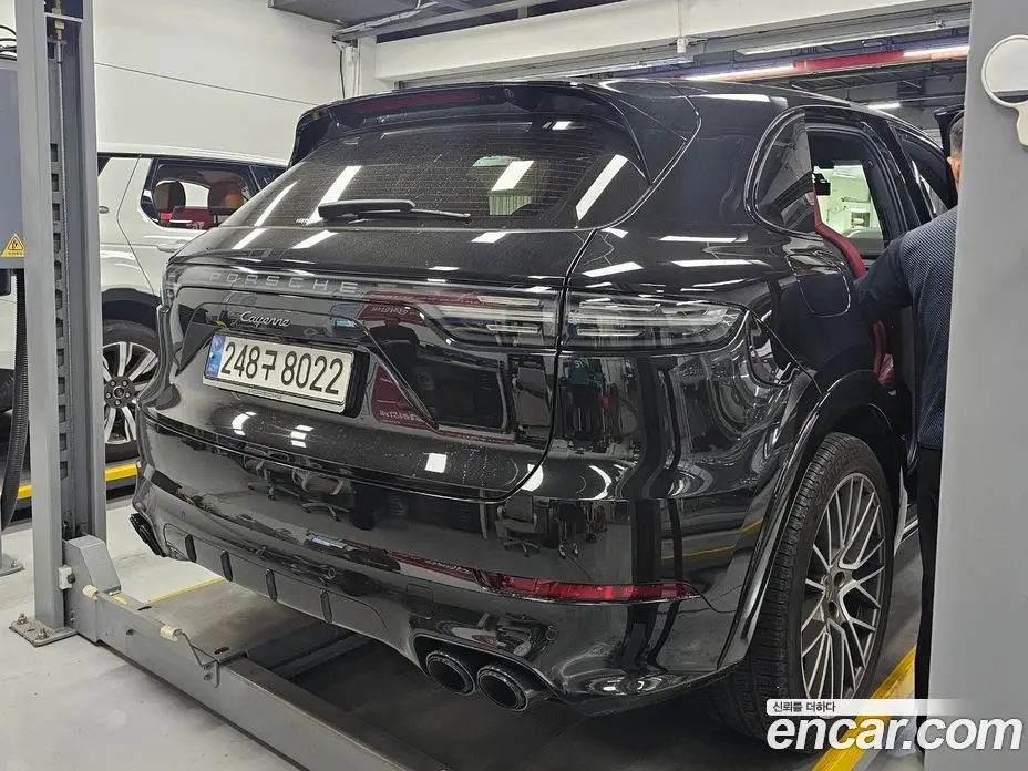 Porsche Cayenne 2022 3.0 автомат (гидро), фото 4