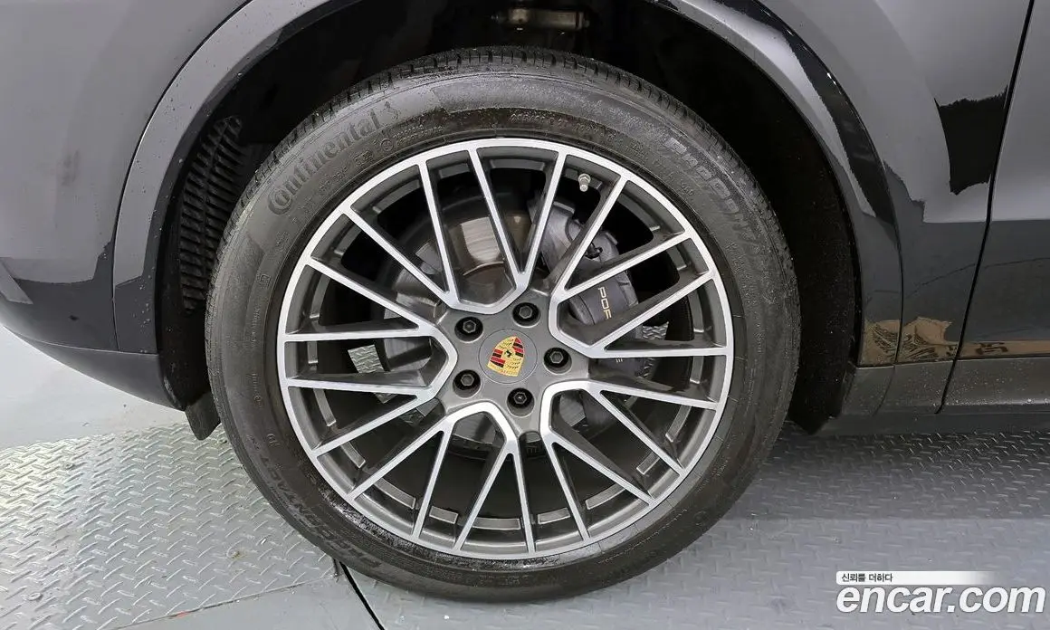 Porsche Cayenne 2023 3.0 автомат (гидро), фото 5