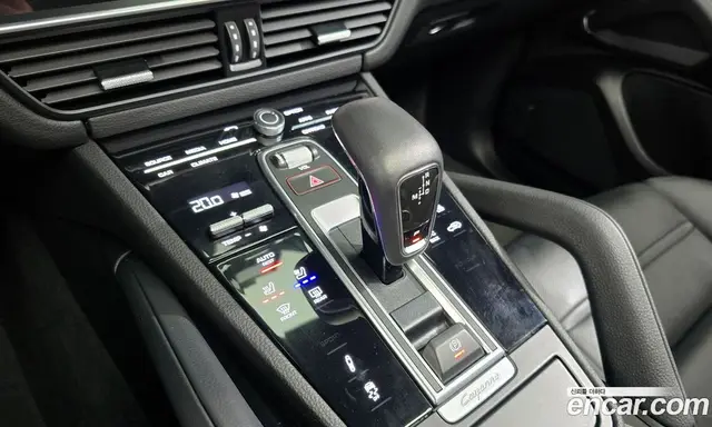 Porsche Cayenne 2023 3.0 автомат (гидро), миниатюра 9