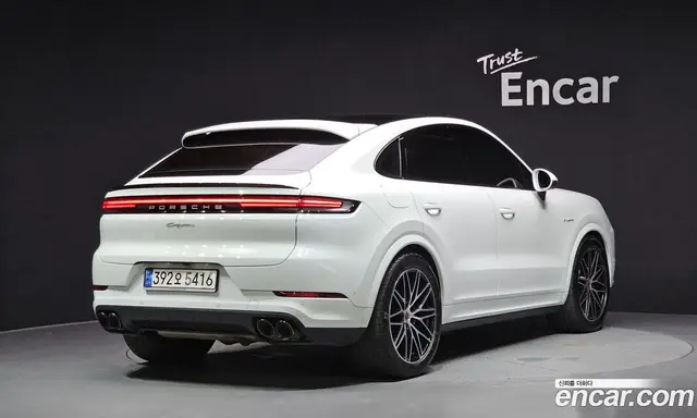 Porsche Cayenne 2024 3.0 автомат (гидро), миниатюра 2