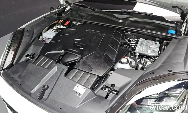 Porsche Cayenne 2024 3.0 автомат (гидро), миниатюра 6