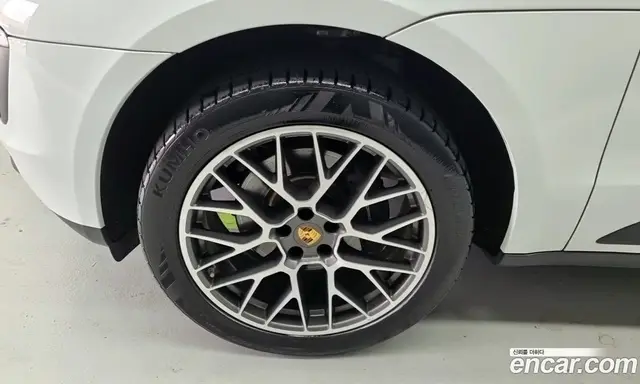 Porsche Macan 2018 2.0 автомат (гидро), миниатюра 5 Porsche Macan 2018 2.0 автомат (гидро), миниатюра 5