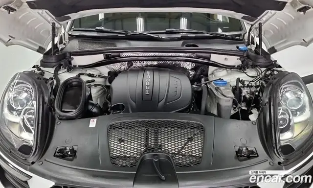 Porsche Macan 2018 2.0 автомат (гидро), миниатюра 6 Porsche Macan 2018 2.0 автомат (гидро), миниатюра 6