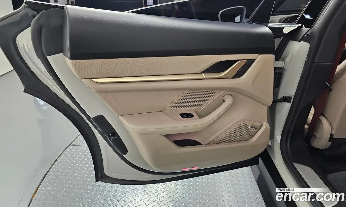 Porsche Taycan 2021 0.1 автомат (гидро), фото 14