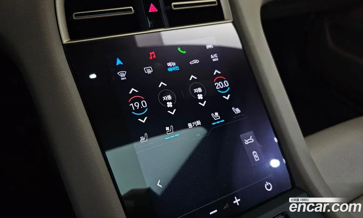 Porsche Taycan 2021 0.1 автомат (гидро), фото 22