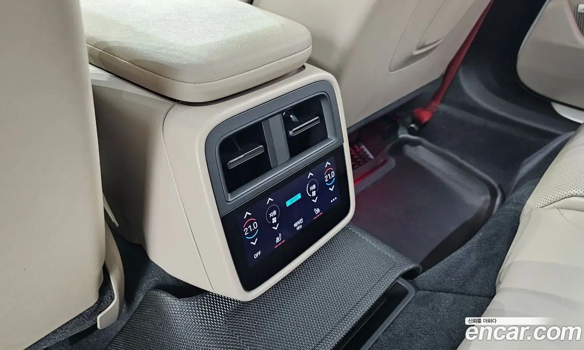 Porsche Taycan 2021 0.1 автомат (гидро), фото 23