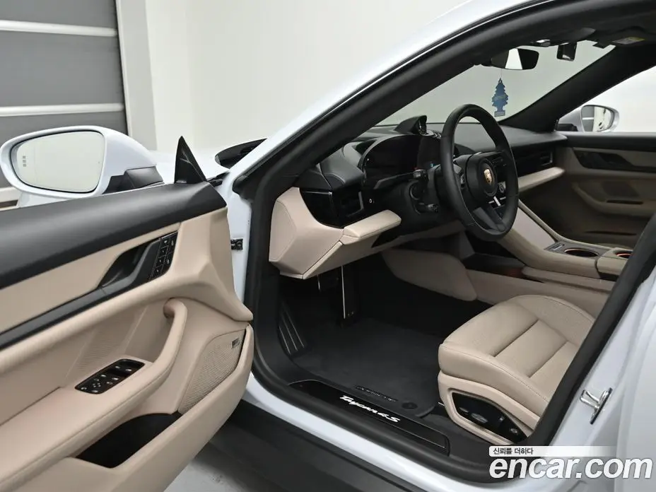 Porsche Taycan 2025 автомат (гидро), фото 11