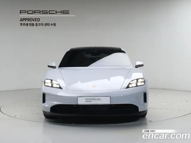 Porsche Taycan 2025 автомат (гидро), миниатюра 3